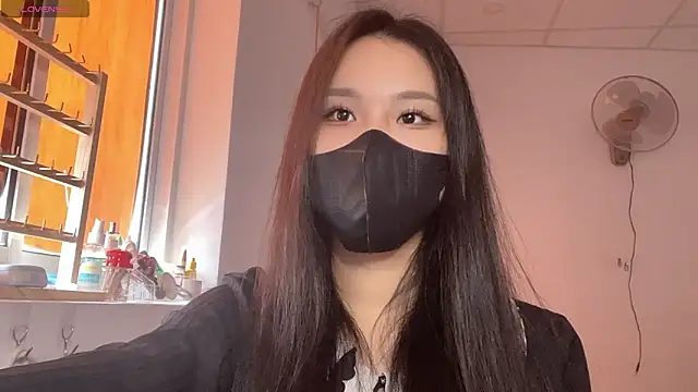 Tieu-May online show from February 26, 2026, 6:23 am