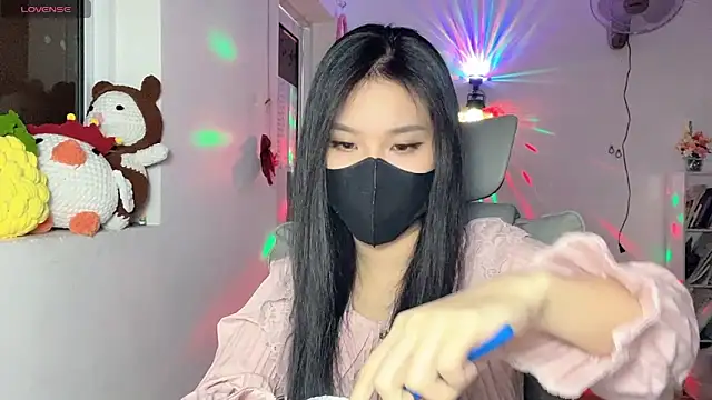 Tieu-May online show from May 30, 2026, 7:49 am