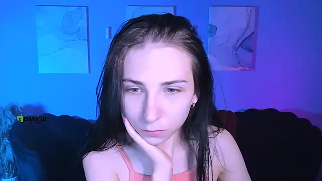 sweetie chloe  online show from February 10, 2026, 11:36 am