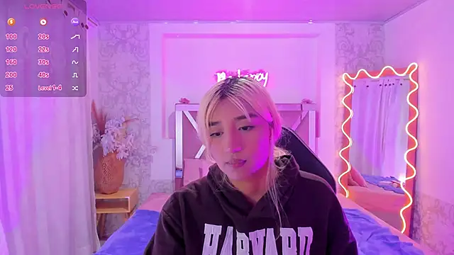 IRINA TAY1 online show from April 16, 2026, 3:40 am