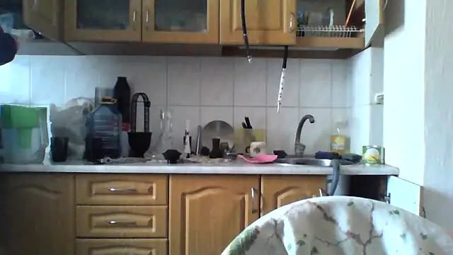 KaelNox online show from April 7, 2026, 8:37 am