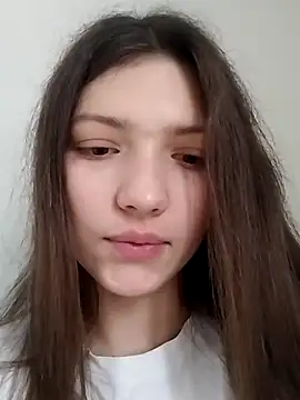 Snapshot of LunaTori456 chatting on January 7, 2026, 9:01 am LunaTori456 online show from January 7, 2026, 9:01 am