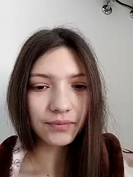 Snapshot of LunaTori456 chatting on January 14, 2026, 9:04 am LunaTori456 online show from January 14, 2026, 9:04 am