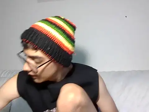 Snapshot of Colombian0baby chatting on January 10, 2026, 10:36 pm Colombian0baby online show from January 10, 2026, 10:36 pm