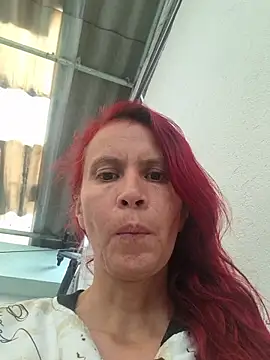 cintia love online show from March 25, 2026, 7:20 pm