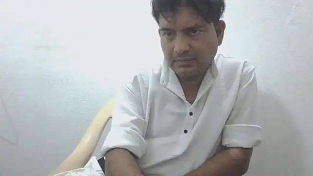 Snapshot of KUMA_500 chatting on May 13, 2026, 1:25 am KUMA 500 online show from May 13, 2026, 1:25 am