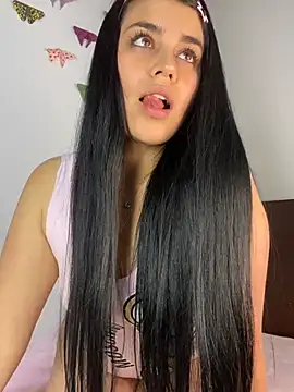 Snapshot of sophyy_white chatting on July 12, 2026, 6:15 am sophyy white online show from July 12, 2026, 6:15 am