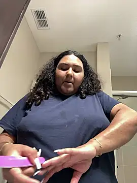 Angeliccreamyrican online show from April 8, 2026, 9:48 pm