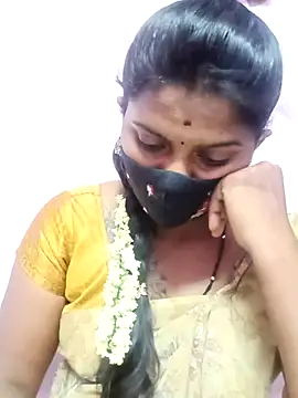 Snapshot of Tamil_Hot_Anu chatting on April 29, 2026, 5:41 pm Tamil Hot Anu online show from April 29, 2026, 5:41 pm