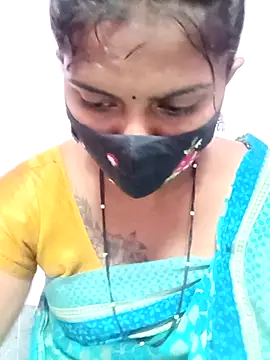 Snapshot of Tamil_Hot_Anu chatting on April 30, 2026, 9:48 am Tamil Hot Anu online show from April 30, 2026, 9:48 am