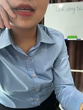 Bong lovelyy online show from March 4, 2026, 3:01 am