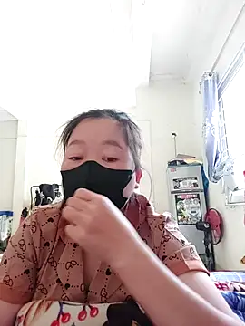 donaaa2 online show from January 19, 2026, 2:26 am