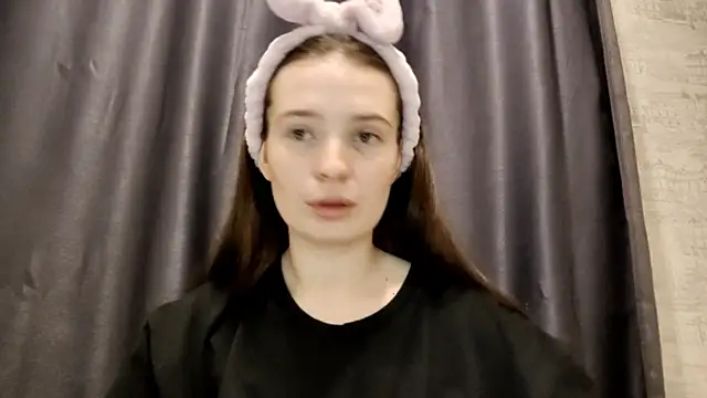 Snapshot of FencingJet chatting on January 6, 2026, 9:24 am FencingJet online show from January 6, 2026, 9:24 am