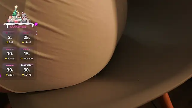 Snapshot of hey_Melanie chatting on January 12, 2026, 6:40 am hey Melanie online show from January 12, 2026, 6:40 am