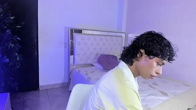 Snapshot of Im_FelixHunter chatting on January 9, 2026, 11:35 am Im FelixHunter online show from January 9, 2026, 11:35 am