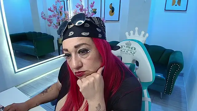 Hannah andrews online show from January 13, 2026, 7:30 pm