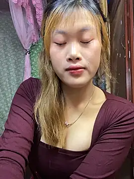 Snapshot of mei_chan_aa chatting on January 14, 2026, 4:40 am mei chan aa online show from January 14, 2026, 4:40 am