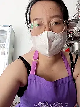 lina loveee online show from February 16, 2026, 7:48 am