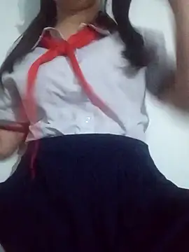 Snapshot of lina_loveee chatting on June 4, 2026, 6:25 pm lina loveee online show from June 4, 2026, 6:25 pm