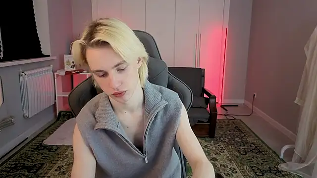 lucidangelok1 online show from March 15, 2026, 1:17 pm