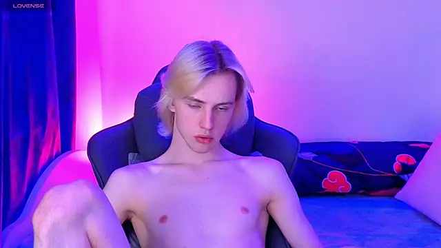 lucidangelok1 online show from April 23, 2026, 12:29 pm