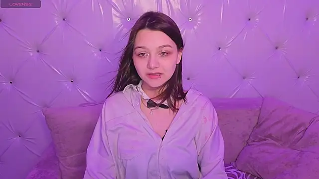 Snapshot of xxxnaughtyfoxyxxx chatting on April 22, 2026, 6:42 pm xxxnaughtyfoxyxxx online show from April 22, 2026, 6:42 pm