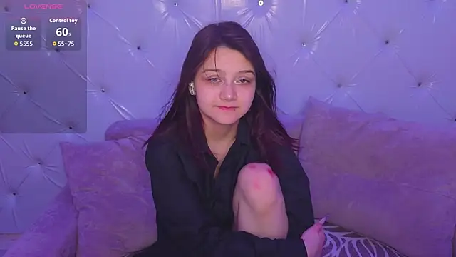 Snapshot of xxxnaughtyfoxyxxx chatting on May 1, 2026, 5:17 pm xxxnaughtyfoxyxxx online show from May 1, 2026, 5:17 pm