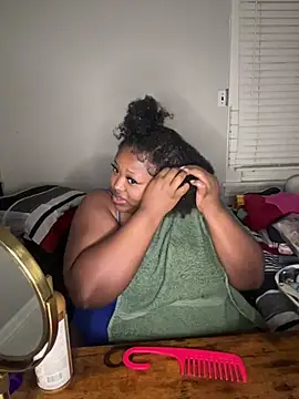 Snapshot of Chocolatebunnyxx96 chatting on April 11, 2026, 2:05 am Chocolatebunnyxx96 online show from April 11, 2026, 2:05 am