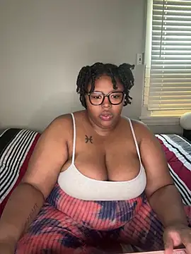 Snapshot of Chocolatebunnyxx96 chatting on April 20, 2026, 5:05 pm Chocolatebunnyxx96 online show from April 20, 2026, 5:05 pm