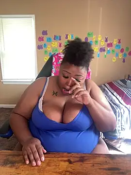 Snapshot of Chocolatebunnyxx96 chatting on May 7, 2026, 3:28 pm Chocolatebunnyxx96 online show from May 7, 2026, 3:28 pm