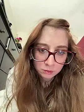 Elenore hoesevelt online show from May 4, 2026, 5:09 pm