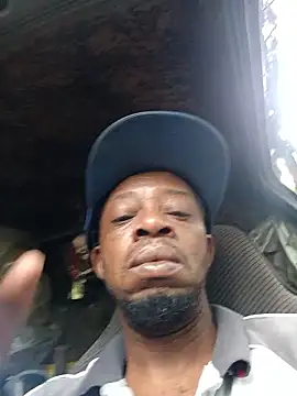 Negaomalinha1 online show from January 9, 2026, 11:24 am