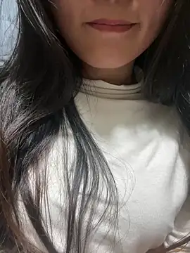 Snapshot of mode-bae chatting on January 14, 2026, 5:29 pm mode-bae online show from January 14, 2026, 5:29 pm