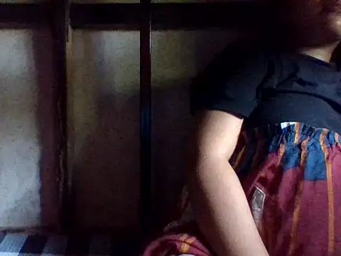 sweetprinces08 online show from April 18, 2026, 12:25 am