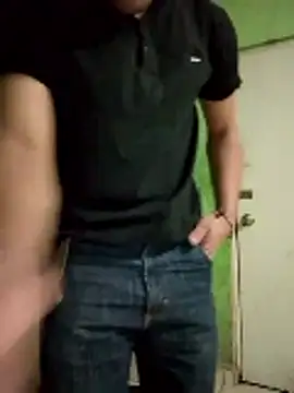 juleansandro online show from January 10, 2026, 5:53 am