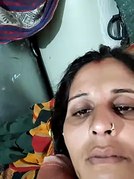 Snapshot of Bhavna8080 chatting on June 21, 2026, 5:21 am Bhavna8080 online show from June 21, 2026, 5:21 am