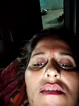 Snapshot of Bhavna8080 chatting on August 3, 2026, 11:08 pm Bhavna8080 online show from August 3, 2026, 11:08 pm