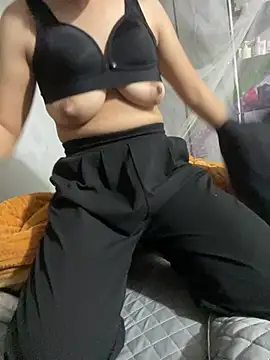 Likine002 online show from January 14, 2026, 12:49 am