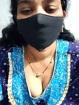 lusy79 online show from February 17, 2026, 7:53 pm