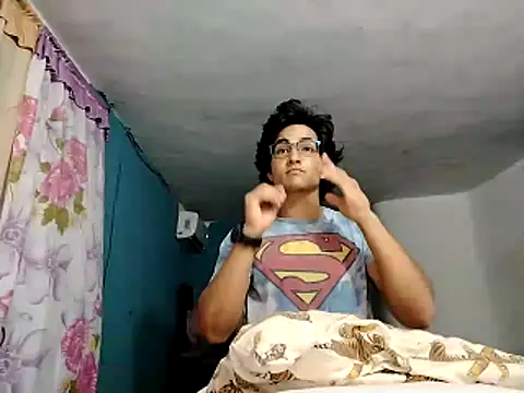 Xaviervtg online show from April 7, 2026, 9:21 am