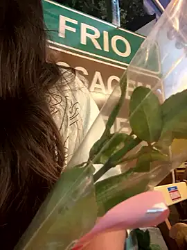 HellenaTinoco online show from January 13, 2026, 1:33 am