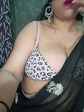 Snapshot of Hot-BHABHI696 chatting on April 22, 2026, 9:33 am Hot-BHABHI696 online show from April 22, 2026, 9:33 am