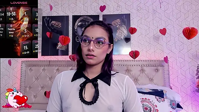 MeganRosseX online show from February 19, 2026, 4:25 pm