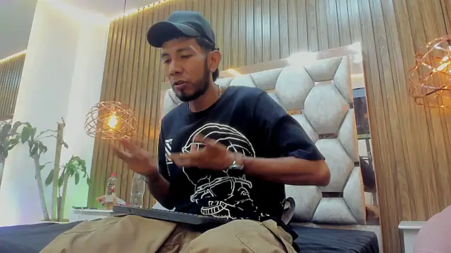 james  walsh online show from February 26, 2026, 7:46 pm