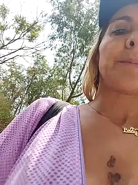 Snapshot of Monita_Med chatting on March 20, 2026, 5:40 pm Monita Med online show from March 20, 2026, 5:40 pm