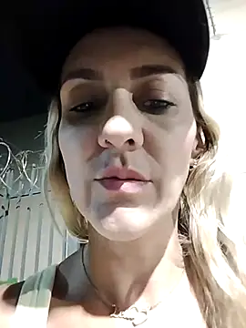 Snapshot of Monita_Med chatting on March 26, 2026, 1:11 am Monita Med online show from March 26, 2026, 1:11 am