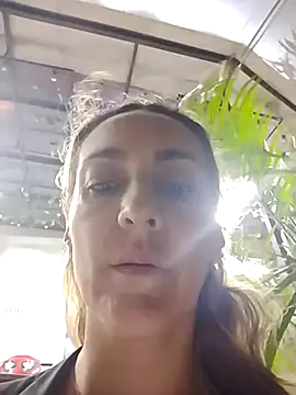 Snapshot of Monita_Med chatting on March 31, 2026, 2:02 am Monita Med online show from March 31, 2026, 2:02 am