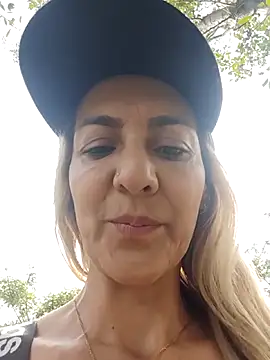 Snapshot of Monita_Med chatting on April 6, 2026, 1:12 pm Monita Med online show from April 6, 2026, 1:12 pm