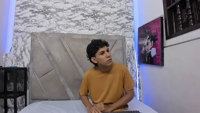 Snapshot of jhonaEstrada chatting on January 8, 2026, 1:02 pm jhonaEstrada online show from January 8, 2026, 1:02 pm