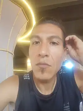 Rodrigohernan19 online show from April 5, 2026, 5:32 pm